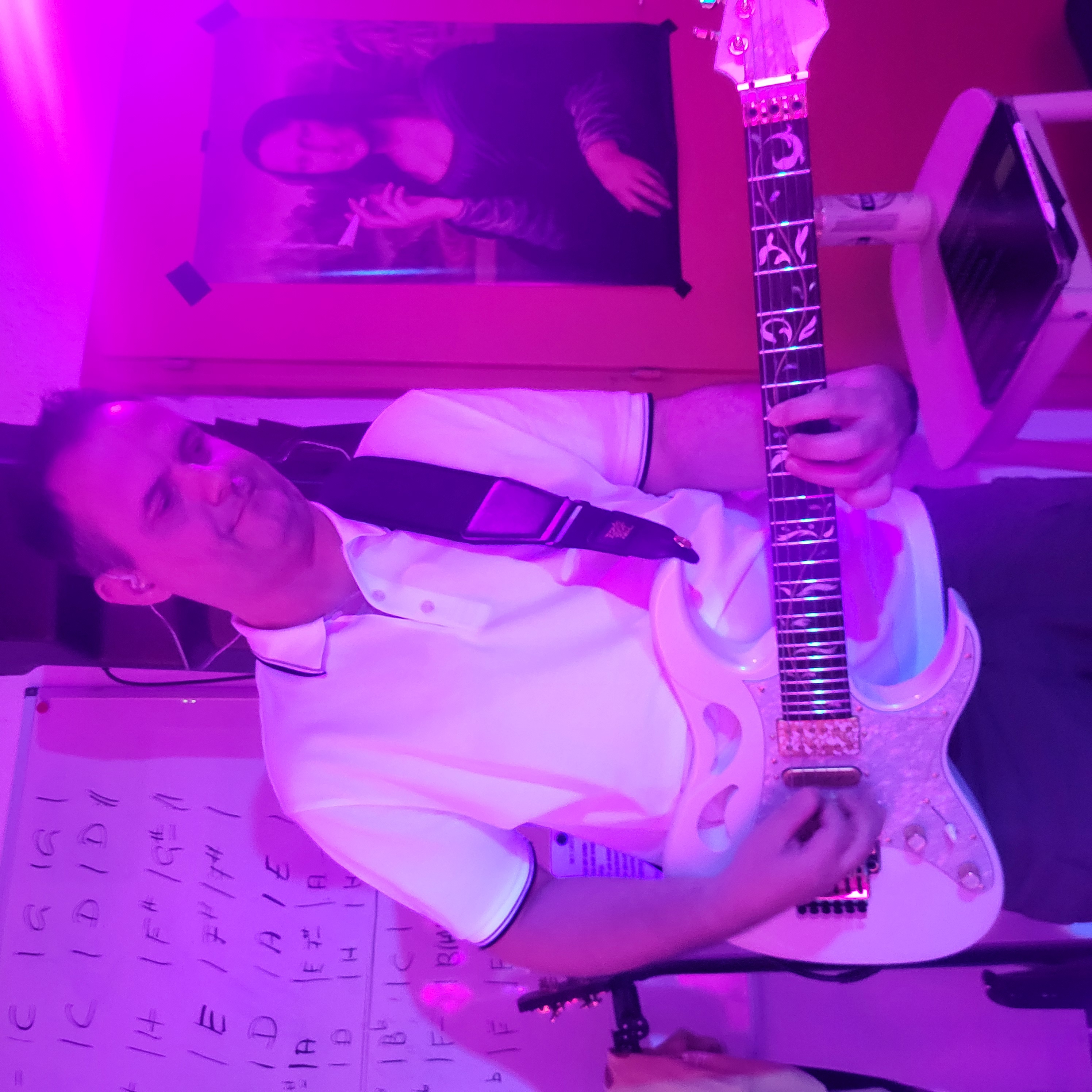 Photo de Uwe, guitariste du groupe Pink Square